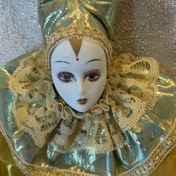 Porcelain clown doll - Picture 2 of 9